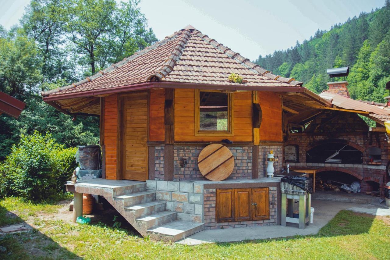 Hotel Rafting Kamp Dvije Vrbe Foca Exterior foto