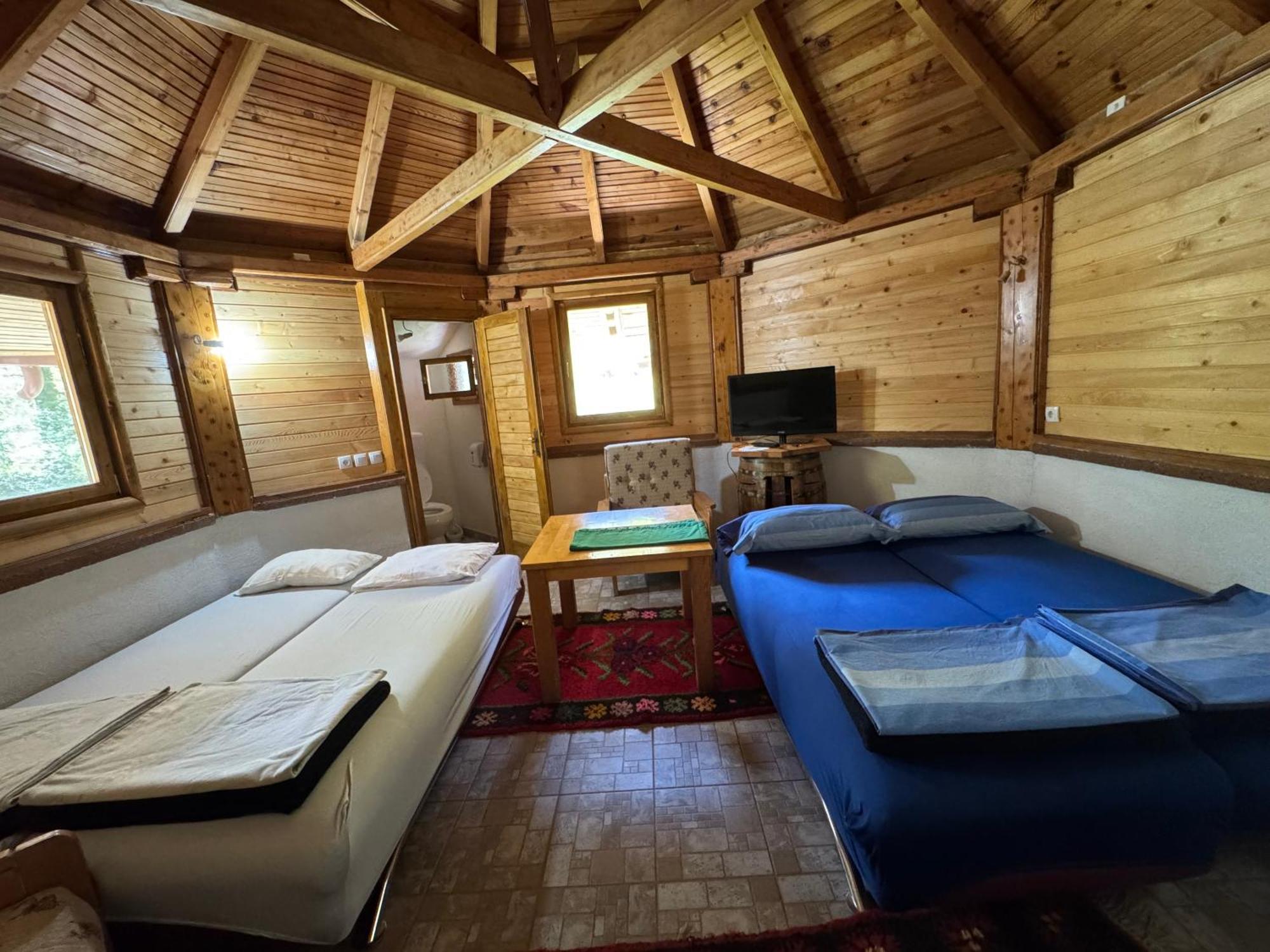 Hotel Rafting Kamp Dvije Vrbe Foca Exterior foto